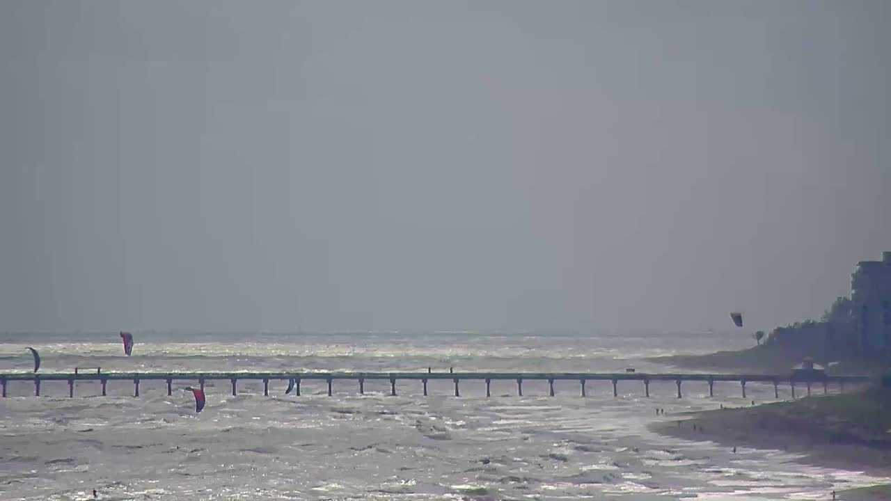Juno Beach Pier closed indefinitely due to damage caused by high surf ...