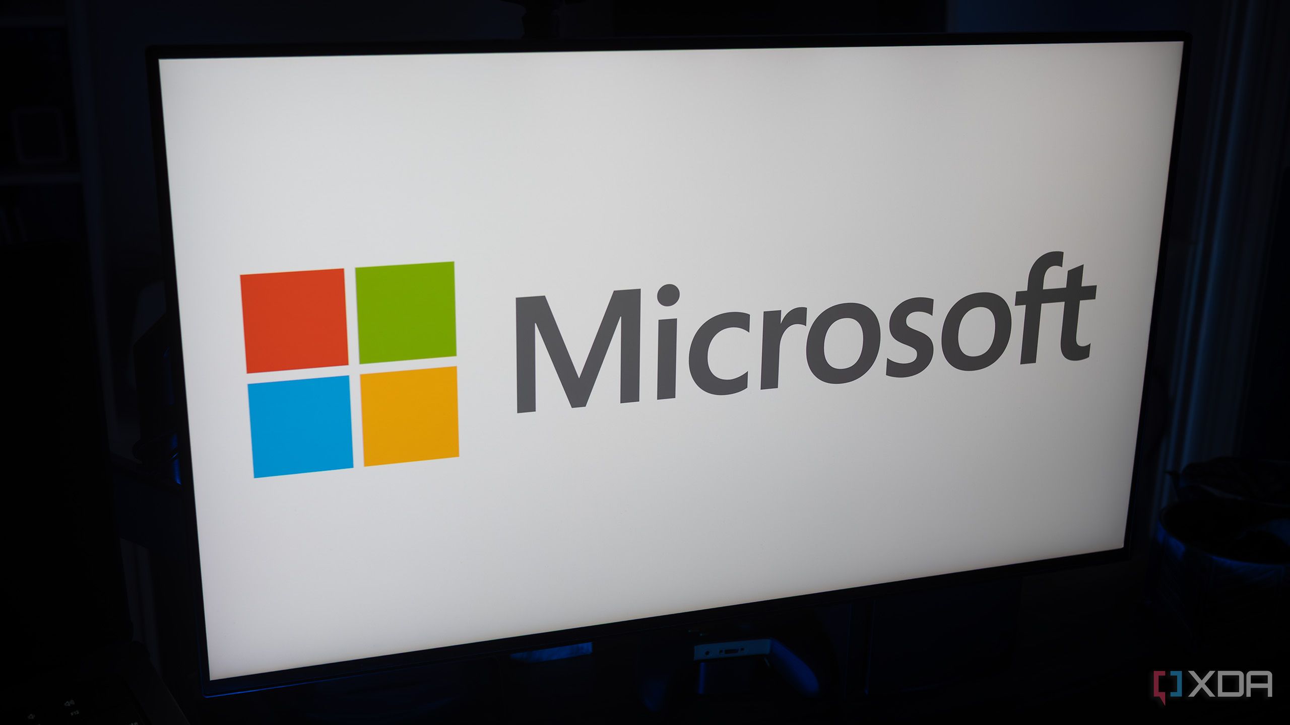 Microsoft wants to cut up to 60,000 employees with a massive employee ...