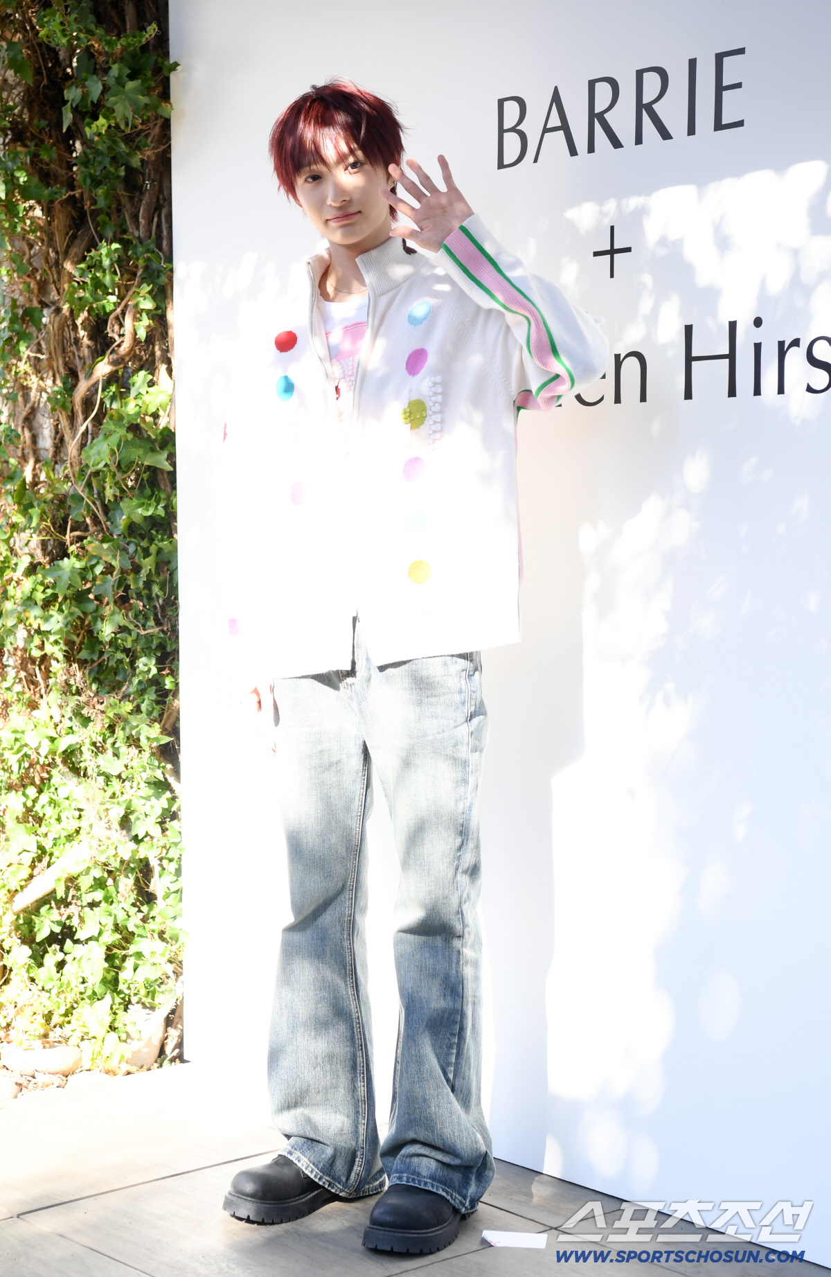 KickFlip’s Donghwa warmly says hello