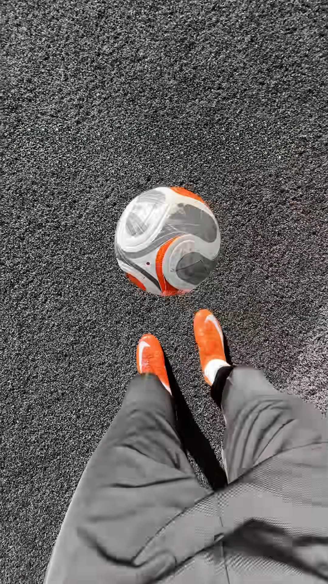What makes a good football juggling touch?