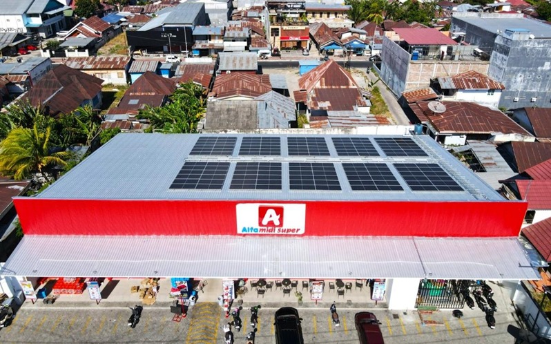 Aksi nyata untuk bumi, Alfamidi operasikan 49 PLTS dan efisiensi 2,2 ...
