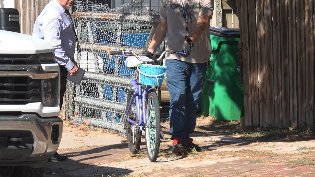 Man shot and killed while riding bicycle in Baytown, suspect in custody