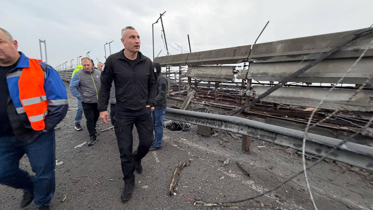 Kyiv mayor shares photos of damage to Pivdennyi Bridge
