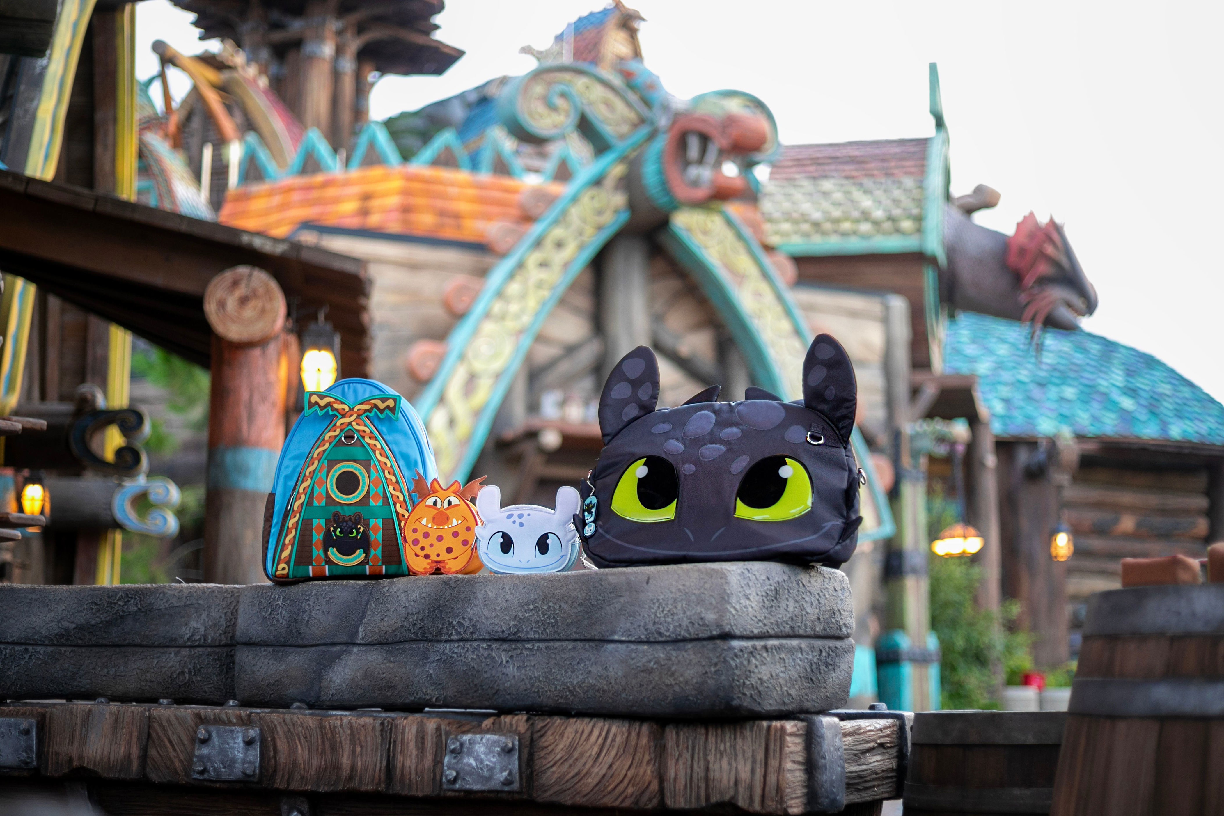 New How to Train Your Dragon merch line features massive Toothless bag ...