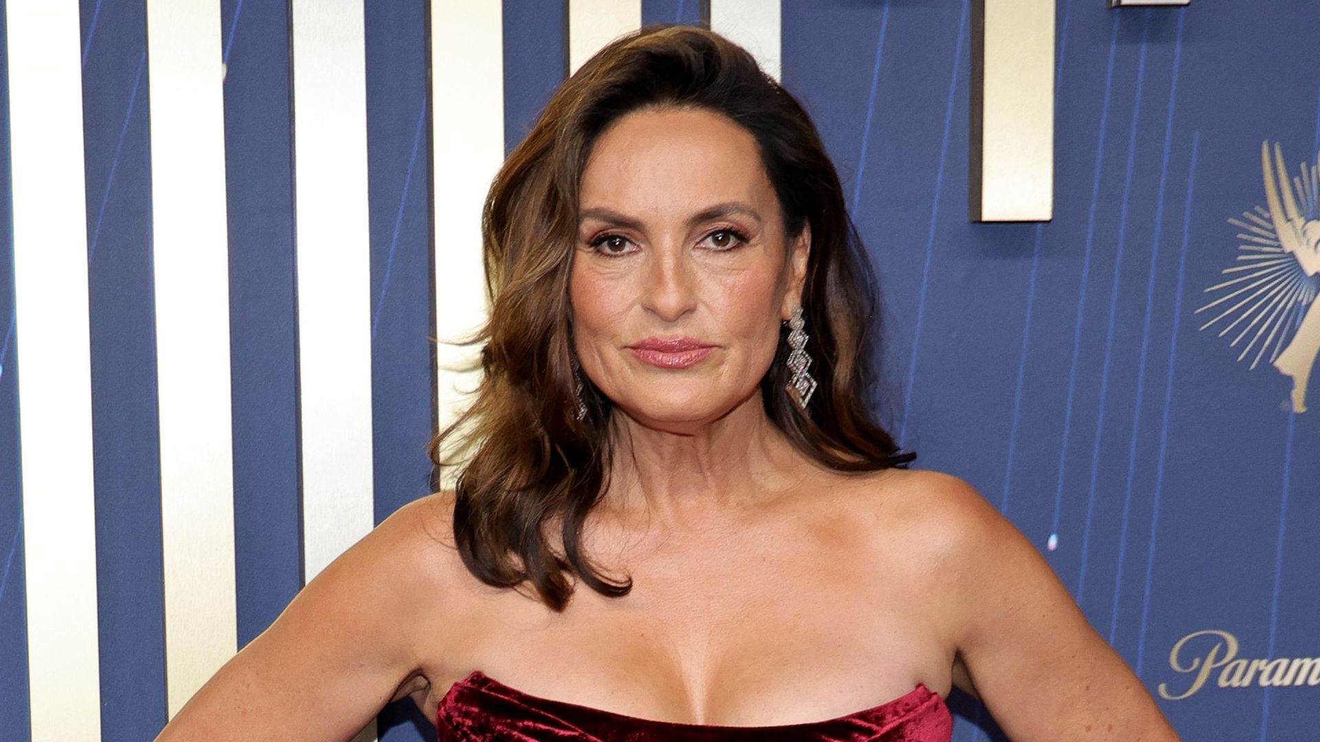 Mariska Hargitay's heartwarming Christmas tree sets the standard for ...