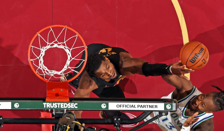 Cavs flip late-game script, rally to hand Minnesota Timberwolves first ...