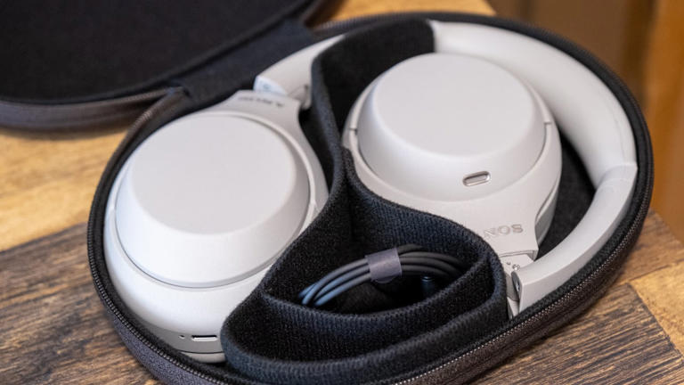 Sony WH-1000XM4C review: A familiar favorite, still with superb sound