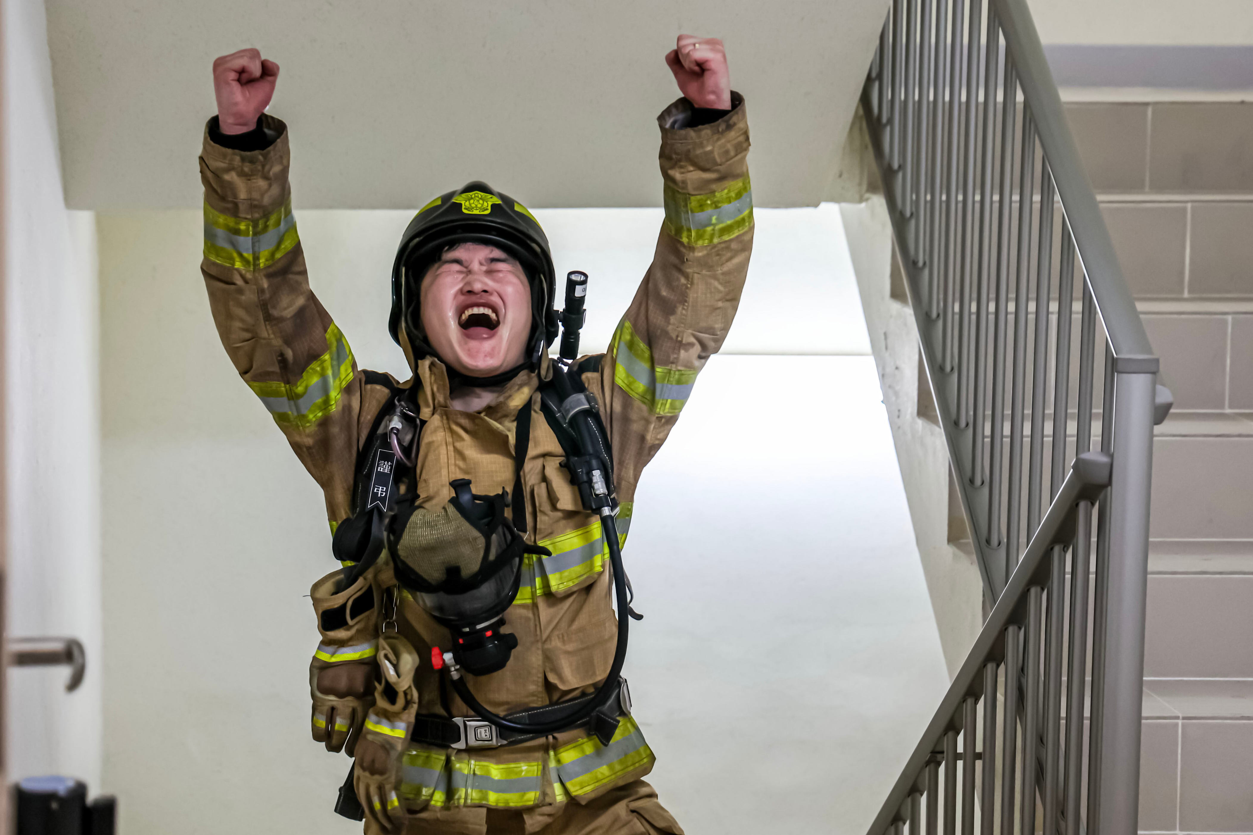 Firefighters climb 100th floor in high-rise readiness competition