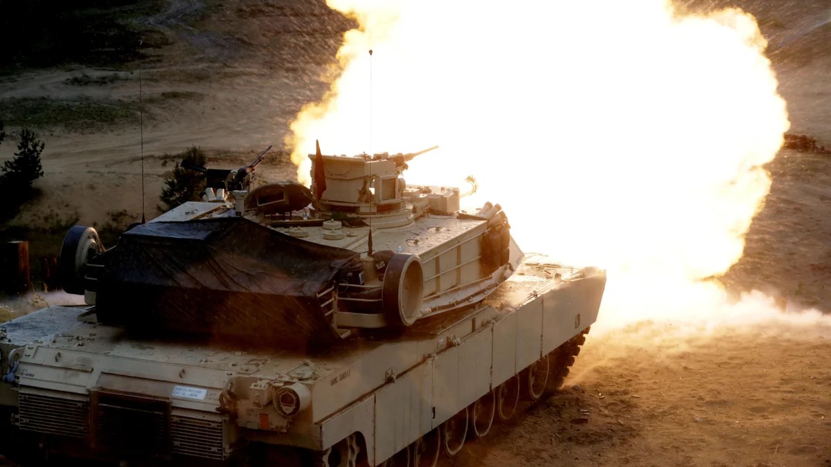 Ukrainischer Abrams unter Drohnenangriff: Was die Besatzung überlebte