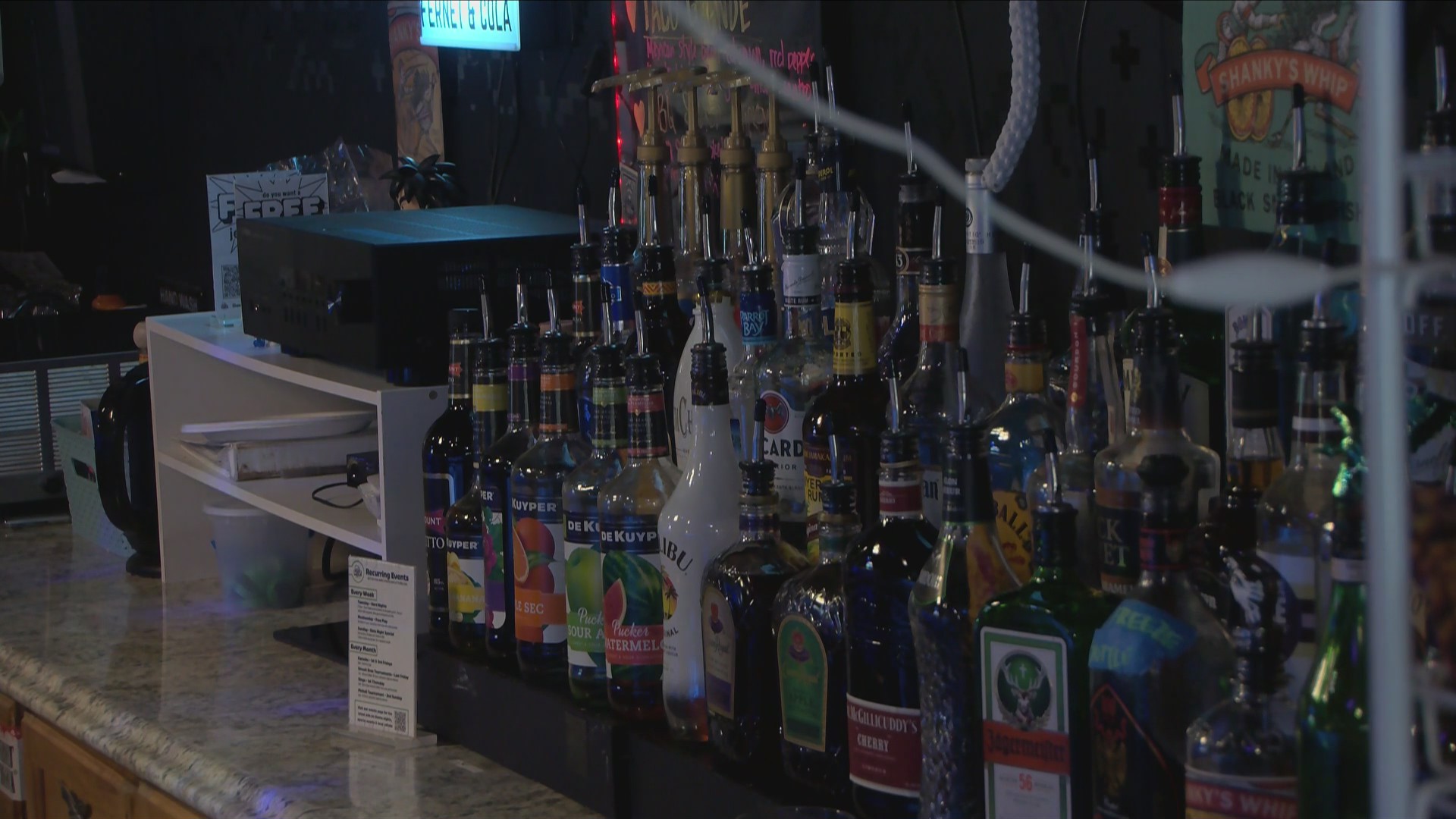 Local bars prepare for Halloween