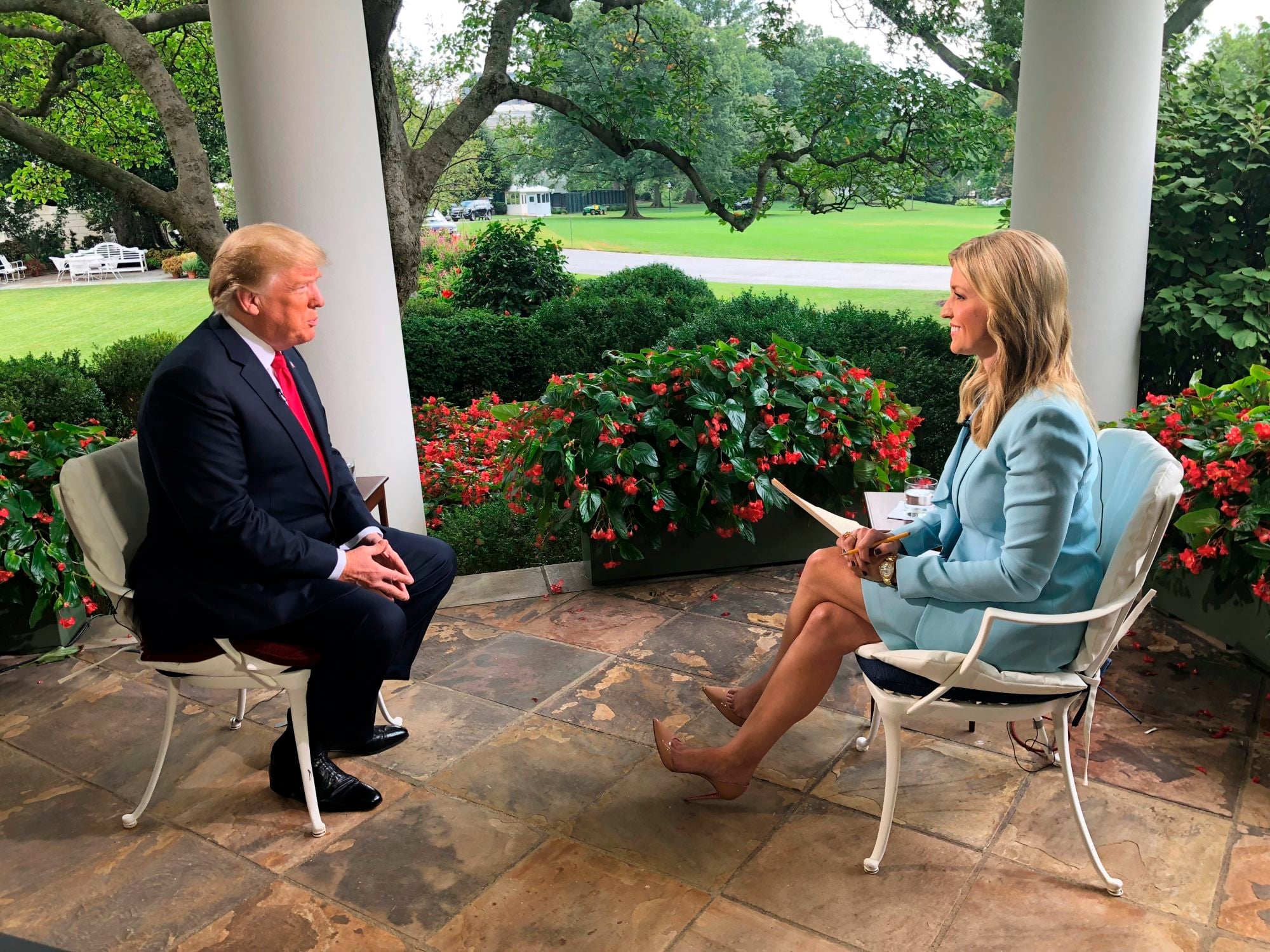 Meet Ainsley Earhardt, who just married Sean Hannity, her fellow Fox ...