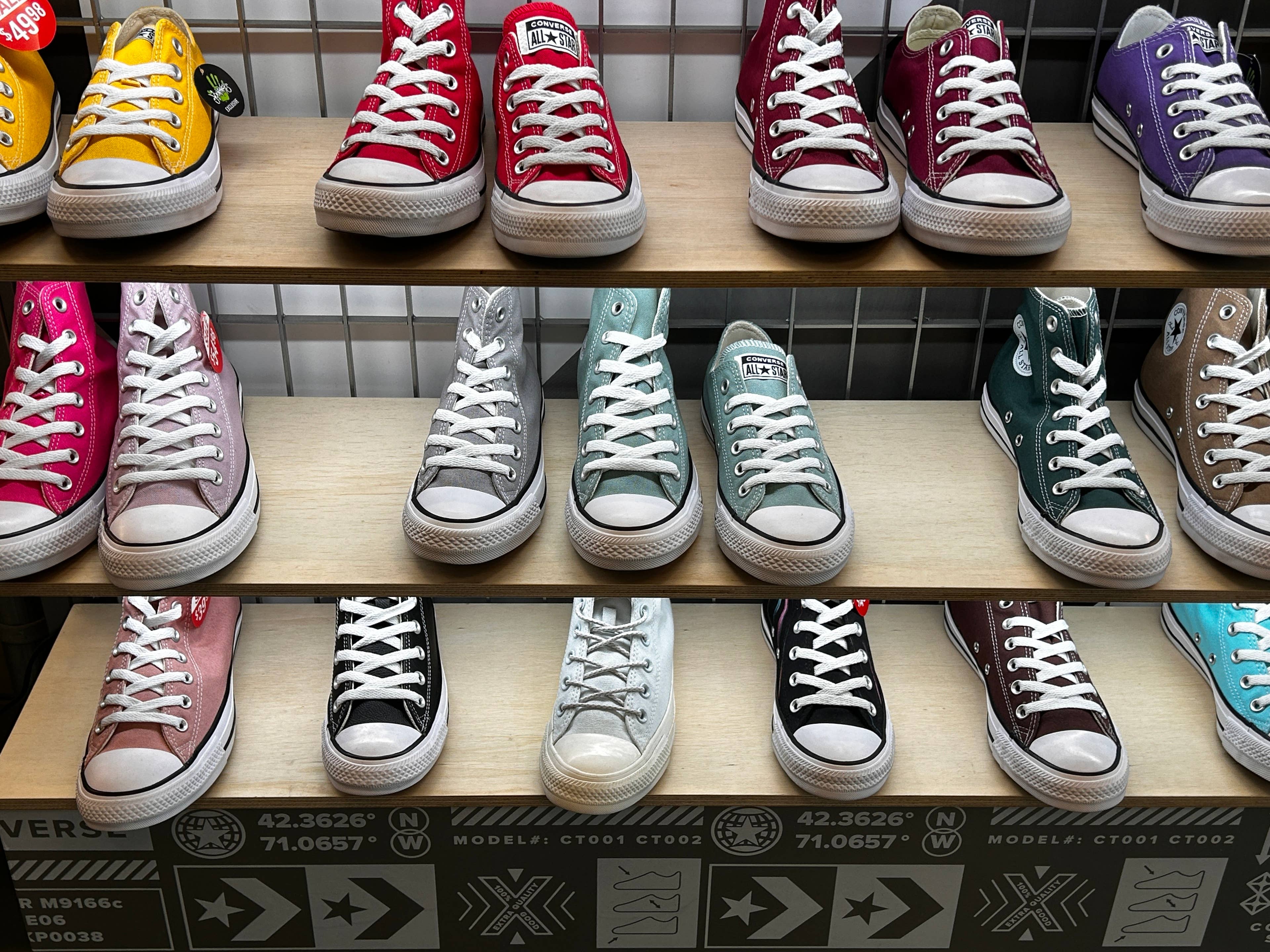 How Chuck Taylor's foot pain led to the iconic Converse All Star and ...