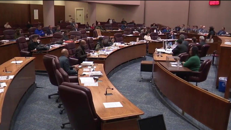 Chicago budget hearings begin with questions over corporate head tax ...