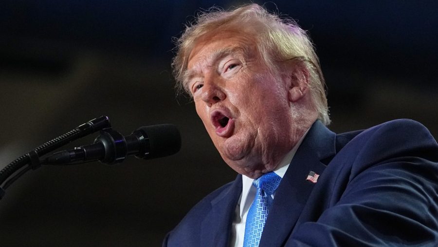 Trump fires back at Obama's Cheesecake Factory jab