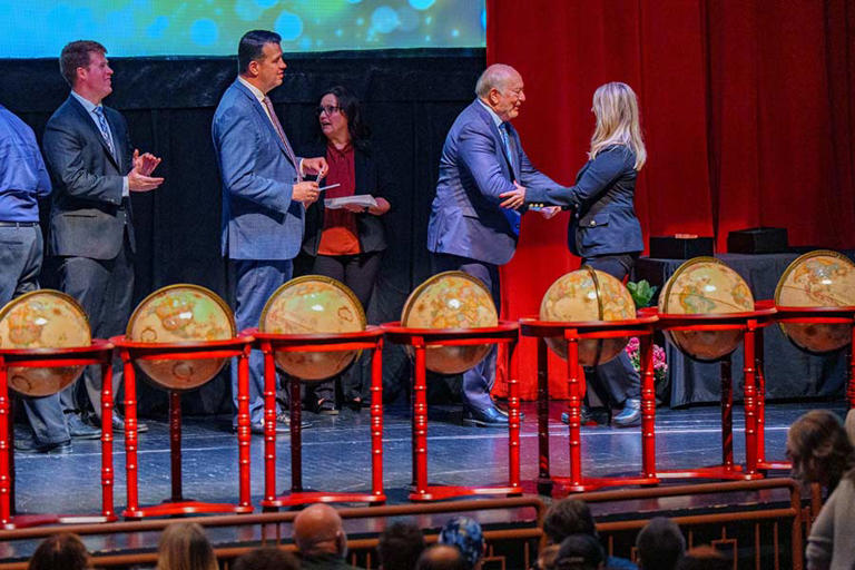 Melaleuca shares over $3.2 million in longevity bonuses with 220 team ...