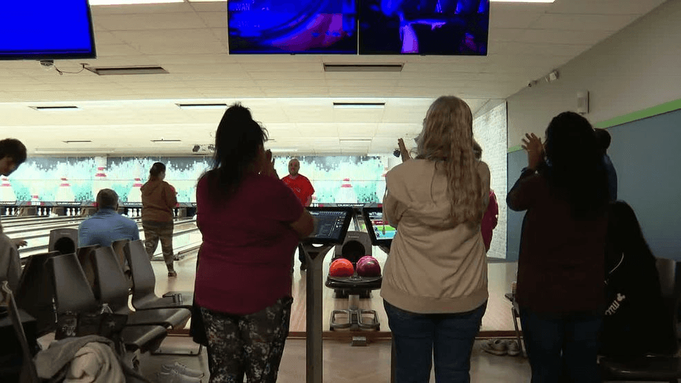 Jacksonville bowling program brings people with disabilities together ...