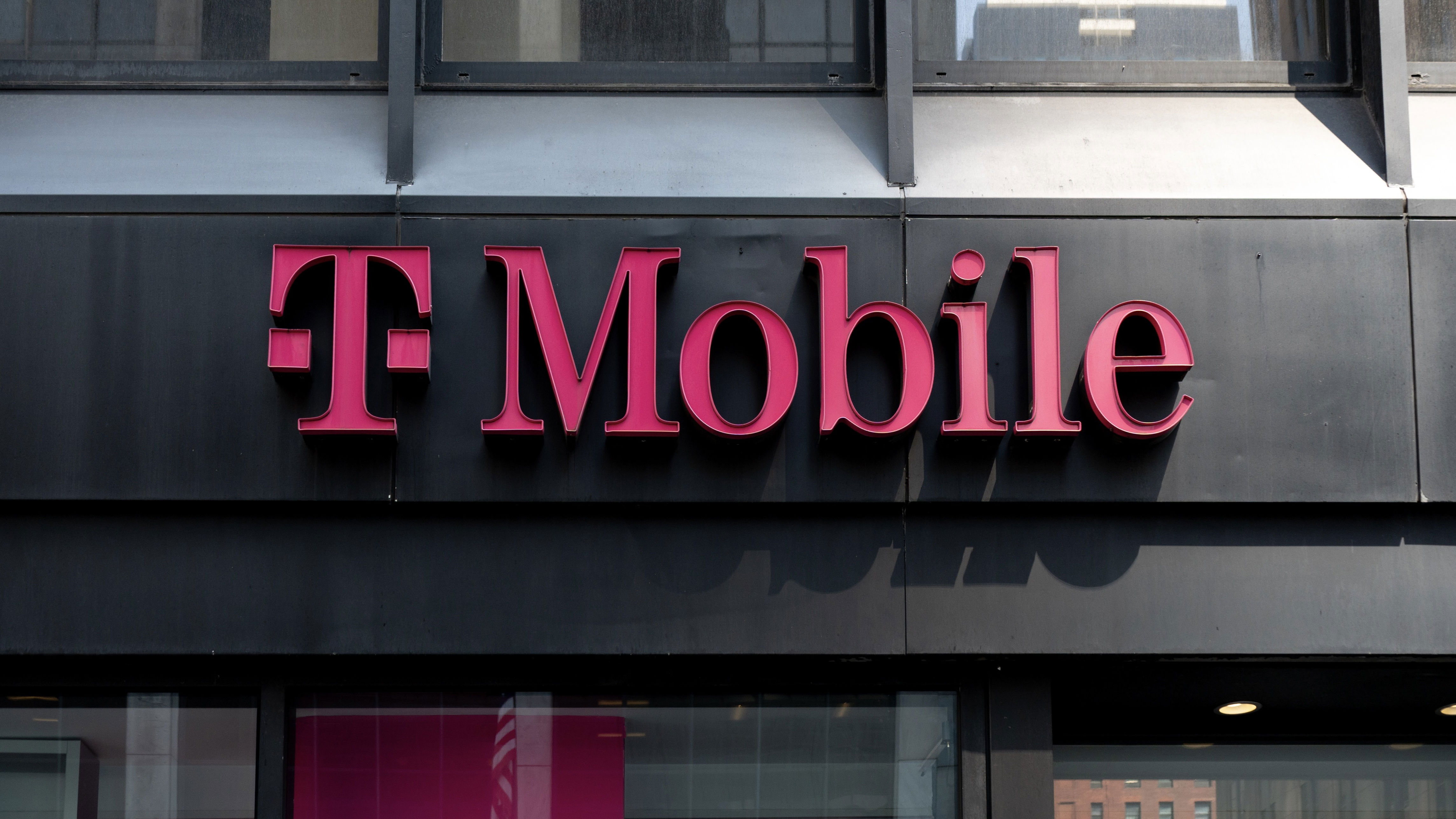 T-Mobile changes up plans again, unveils 'T-Mix' with coupon-book benefits