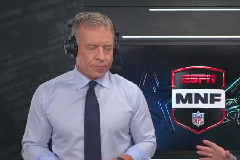 Troy Aikman fights back tears alongside Joe Buck during emotional MNF ...