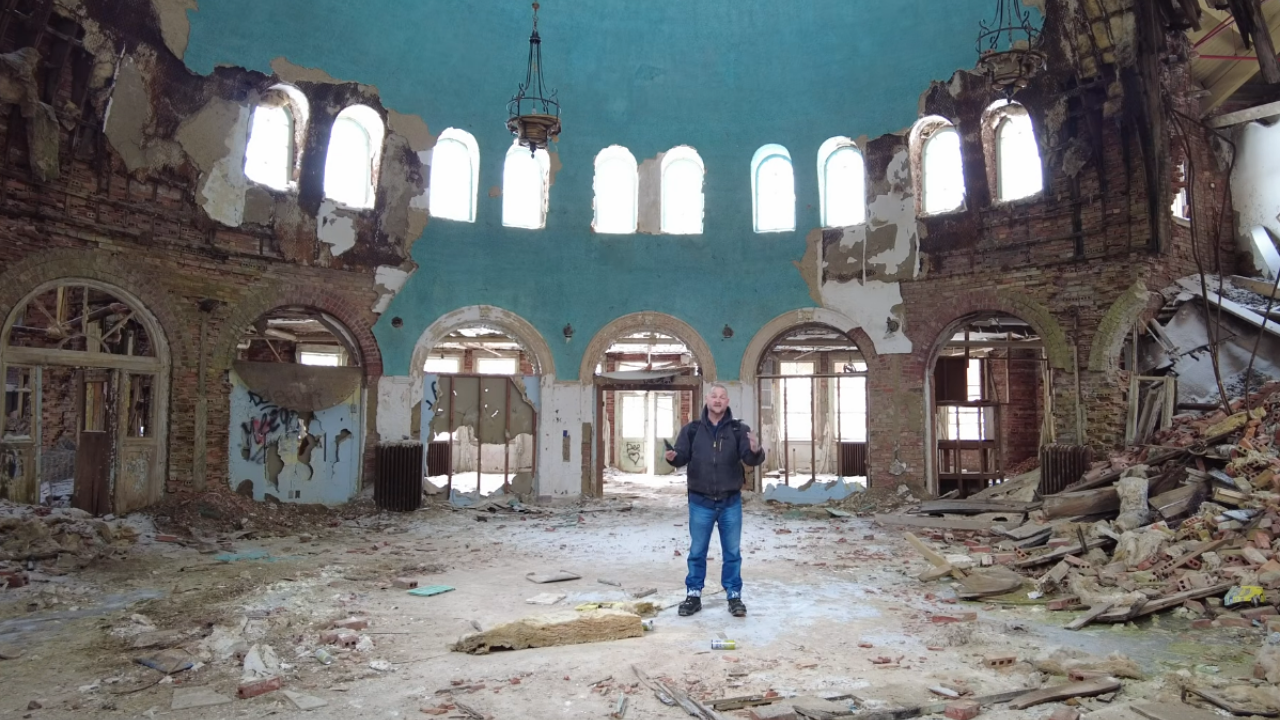 Exploring an abandoned tuberculosis hospital