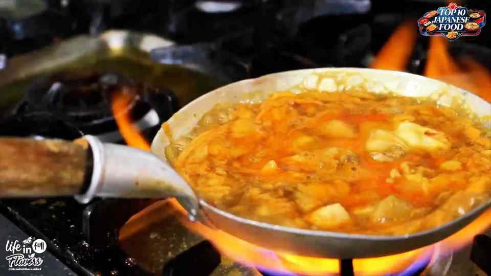 Oyakodon: a Japanese rice bowl with chicken and egg