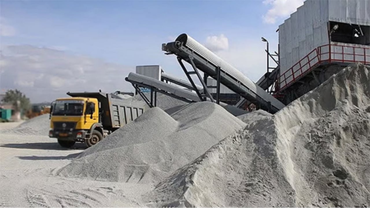 TN extends ban on inter-state transport of M-sand, stones