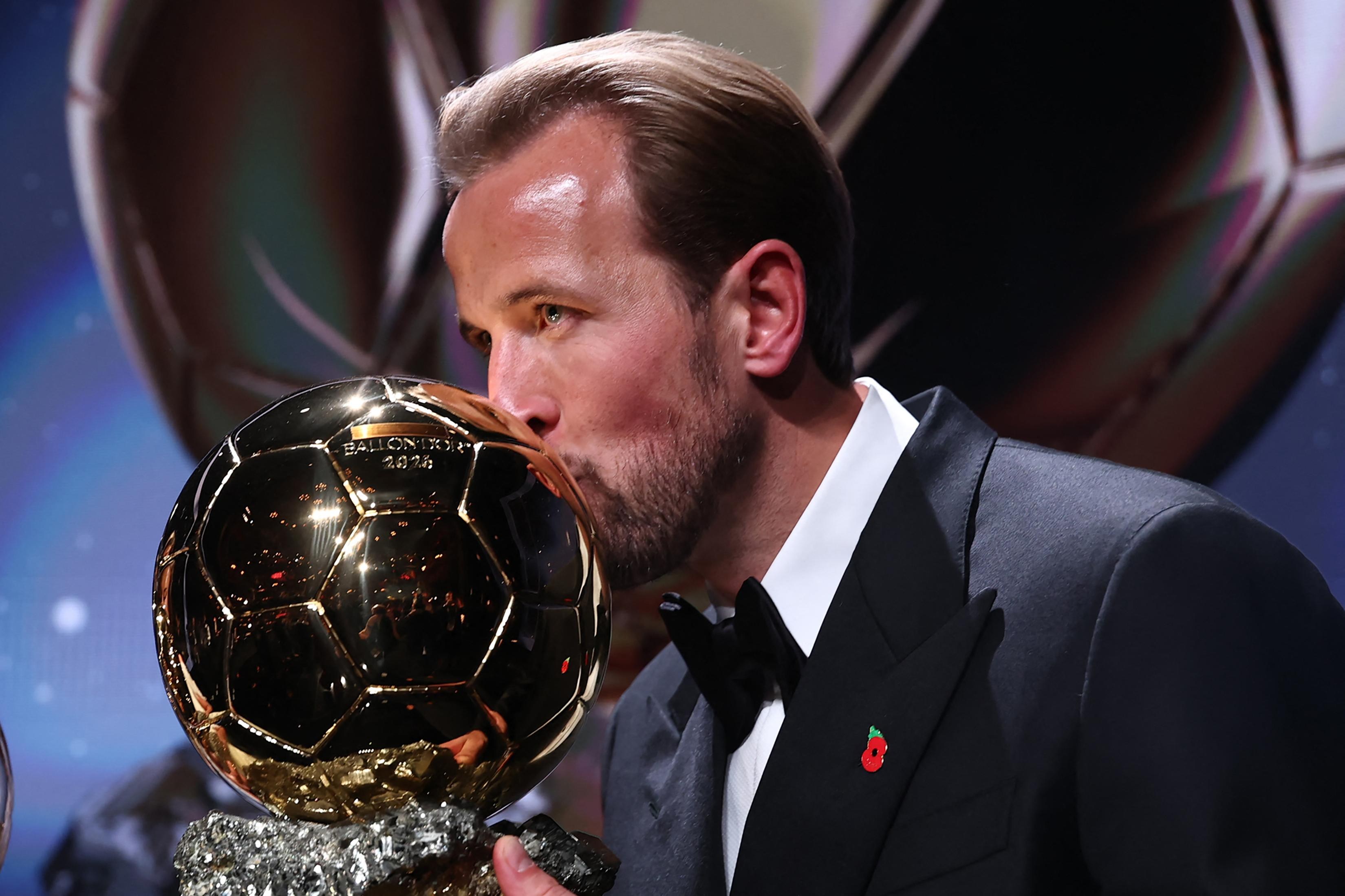 Harry Kane thanks Bayern Munich organization in acceptance speech