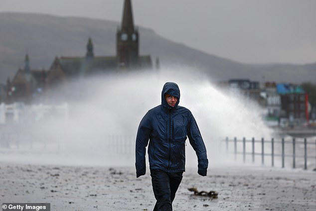 Warning to stockpile supplies triggers baked bean, water and battery ...