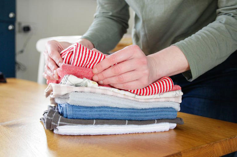 Tea towels will be fresh and won't smell with simple cleaning method ...