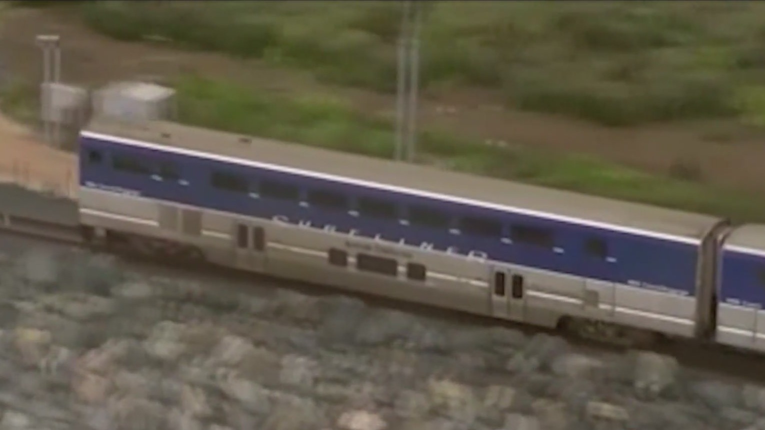 High tides disrupt train service