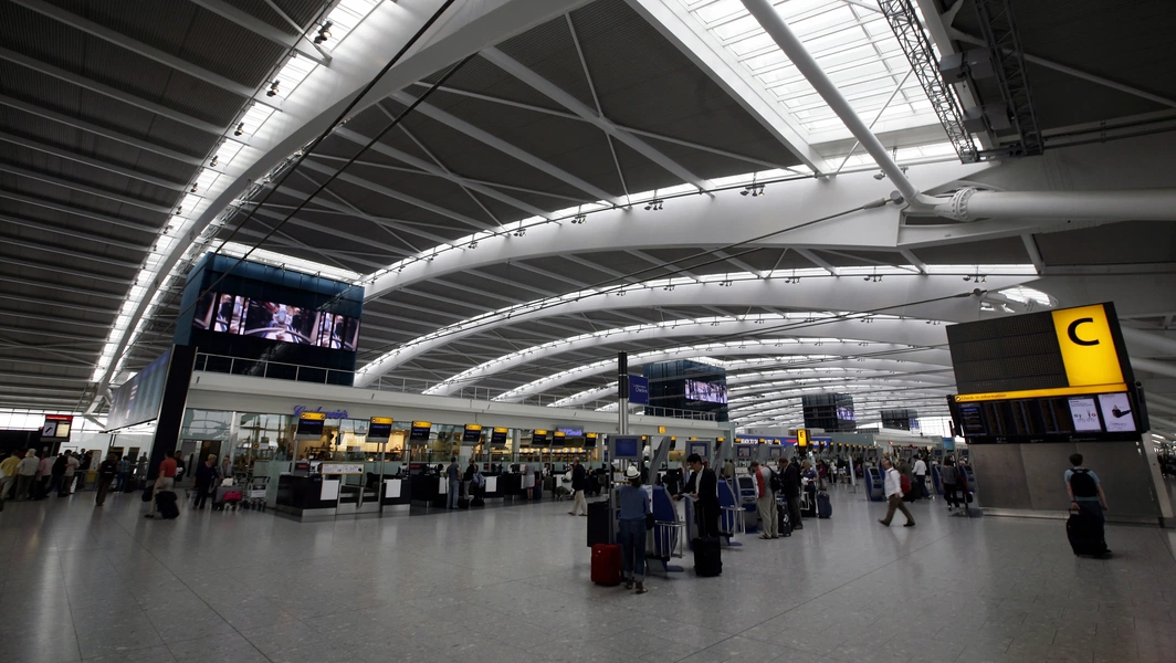British Airways 777 near-miss with unidentified high-speed object