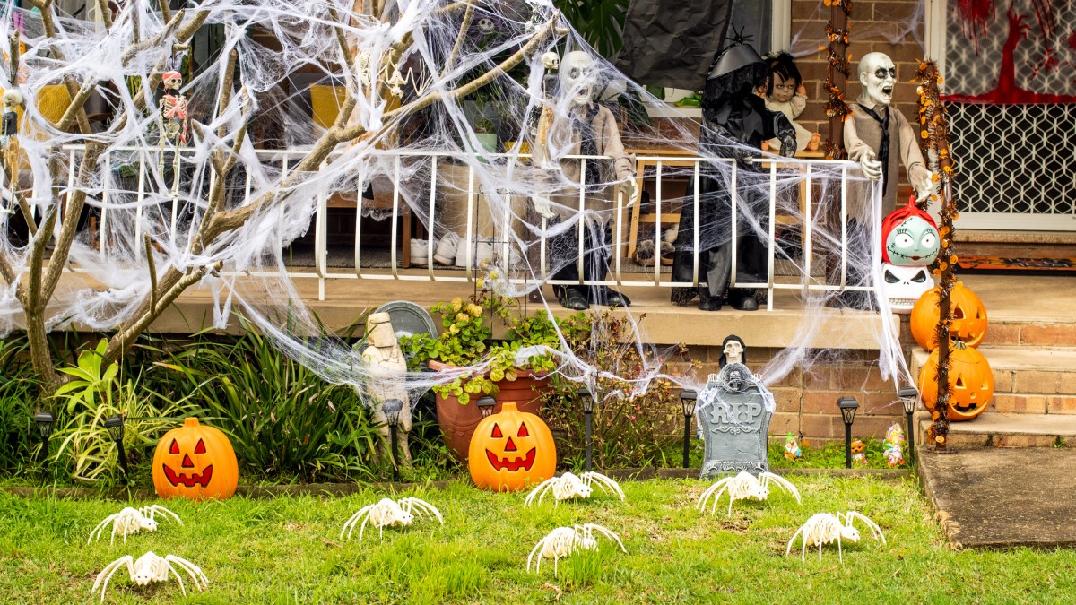 Halloween sales at Bunnings soar as families prioritise spending on kids
