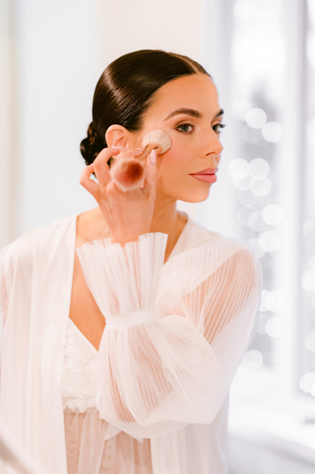 How to remove lash extensions at home without damaging your own
