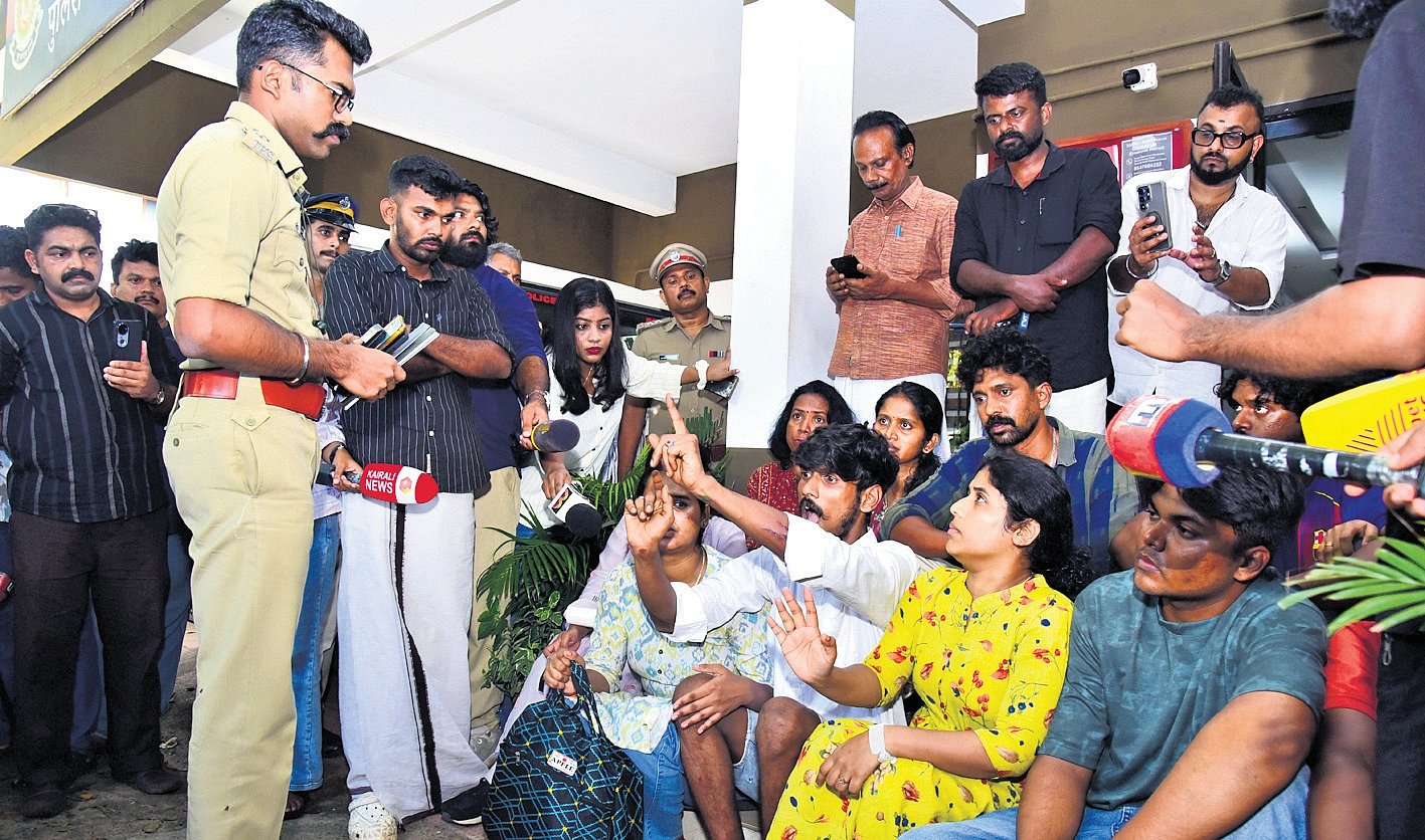 Cheranalloor accident: Grieving & angry, kin demand justice