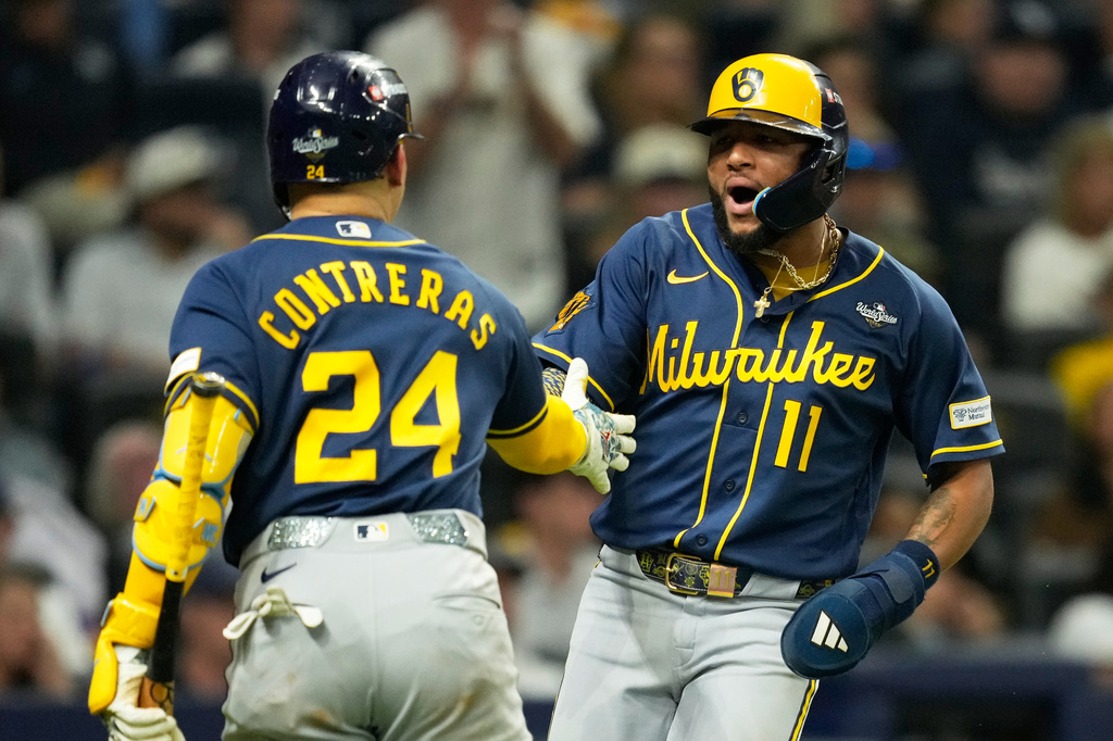 Rays put on the brink of World Series flop by Brewers' historic 8-run ...