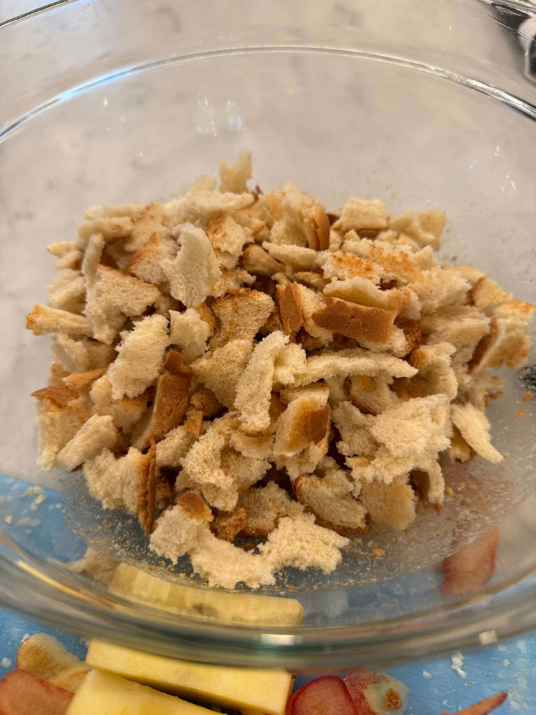 Rediscover Apple Brown Betty: A cozy fall dessert you can make with ...
