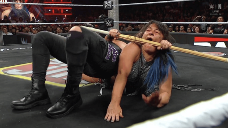 Bayley & Lyra Valkyria tear the house down with insane No DQ match