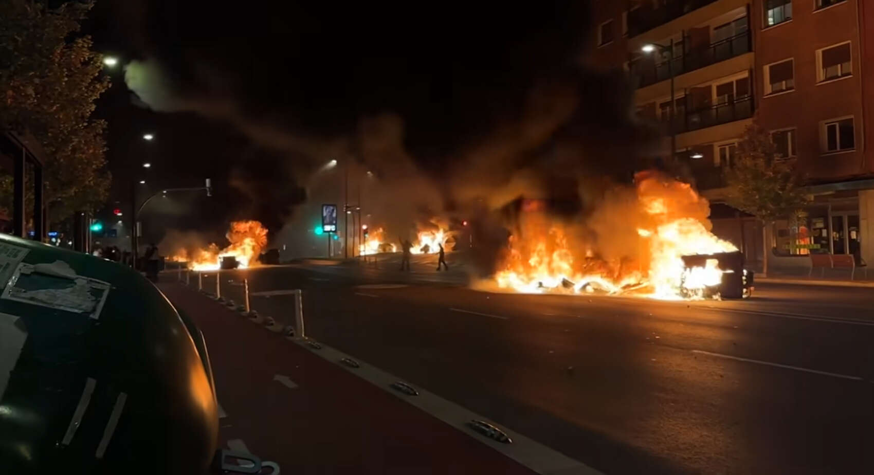 El balance de Bilbao: coches quemados y cargas de la Ertzaintza tras el ...
