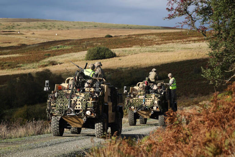 Marines complete live-fire training to protect helicopters in combat zones