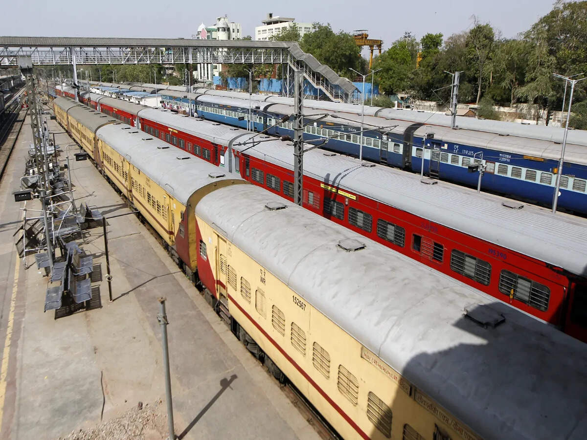 6,200 special train trips for festive travel: Railways boosts services ...