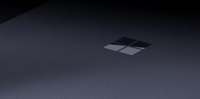 Microsoft Surface Laptop Ultra, prima patch con diversi bug fix importanti