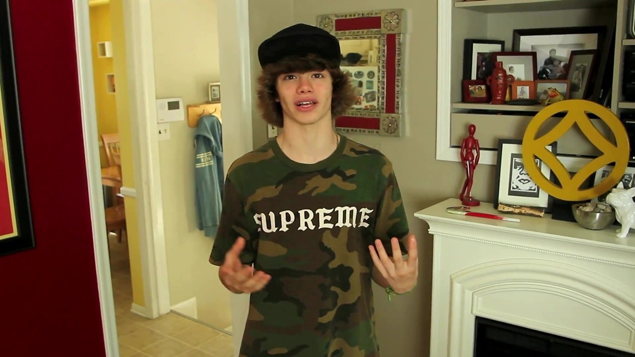 Connor digs up Yeezy Boost Pirate Blacks from his collection