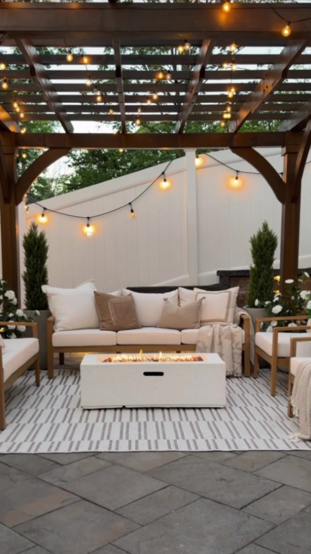 How a fire pit enhances an outdoor patio design