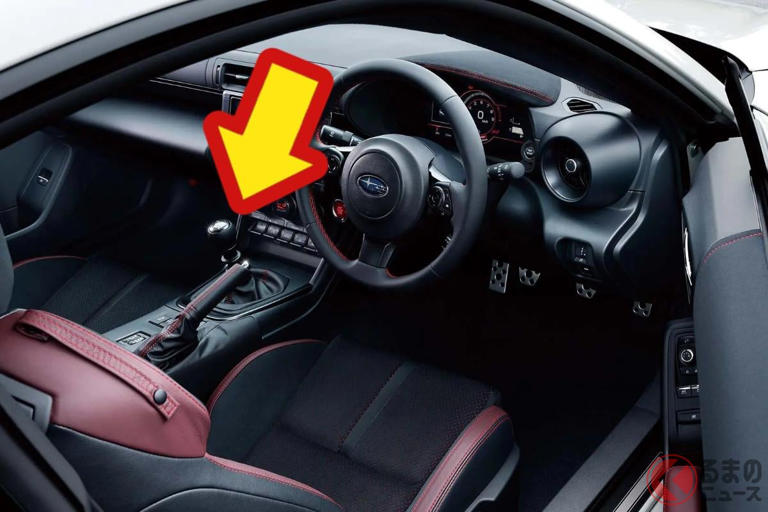 スバルの「新しい“FRスポーツカー”」に注目！ 全長4.2mボディに「進化した6速MT」＆“水平対向エンジン”を採用！ 3眼アイサイトも魅力の ...