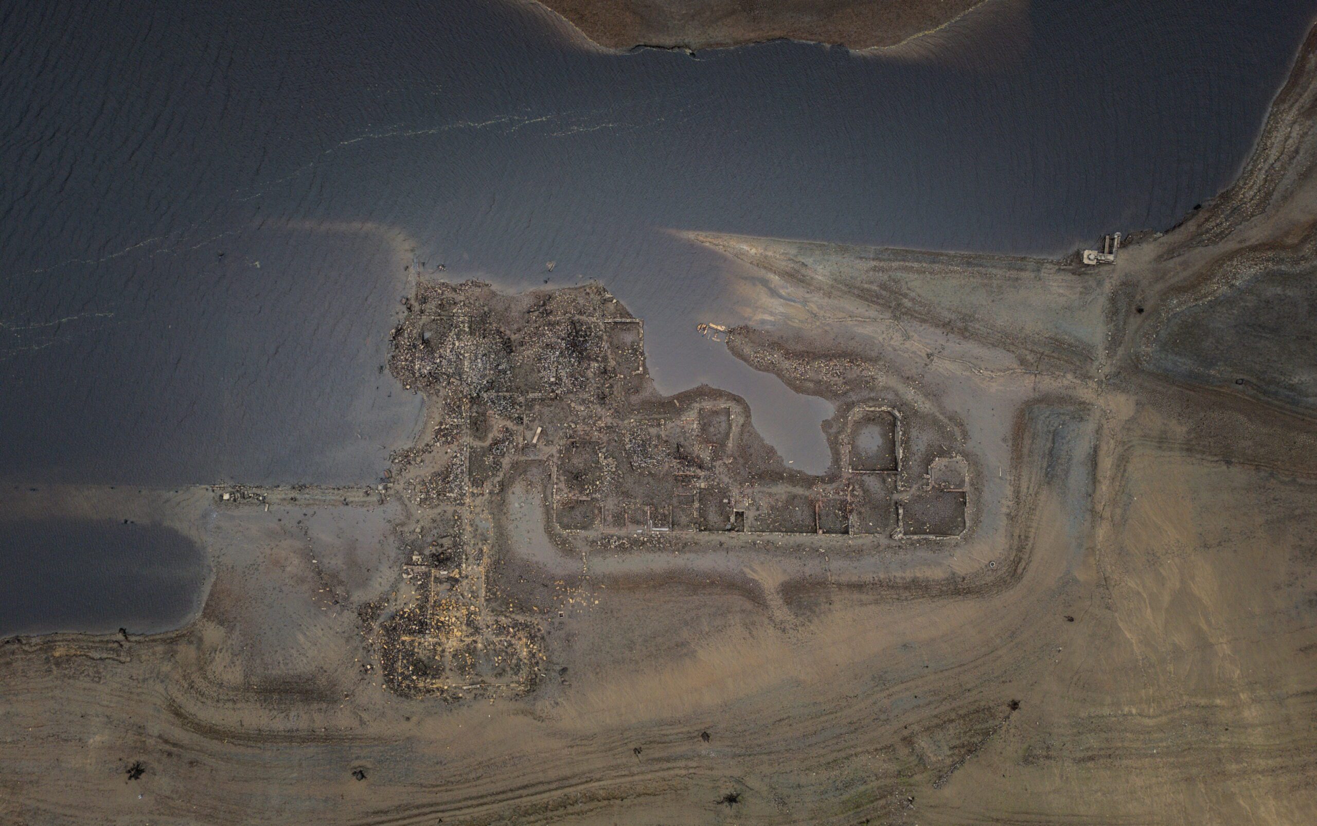 Lost villages unearthed from reservoir thanks to low water levels