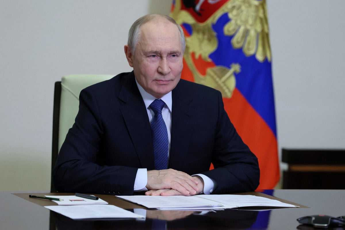 Ukraine war live: European leaders hold frank phone call with Putin