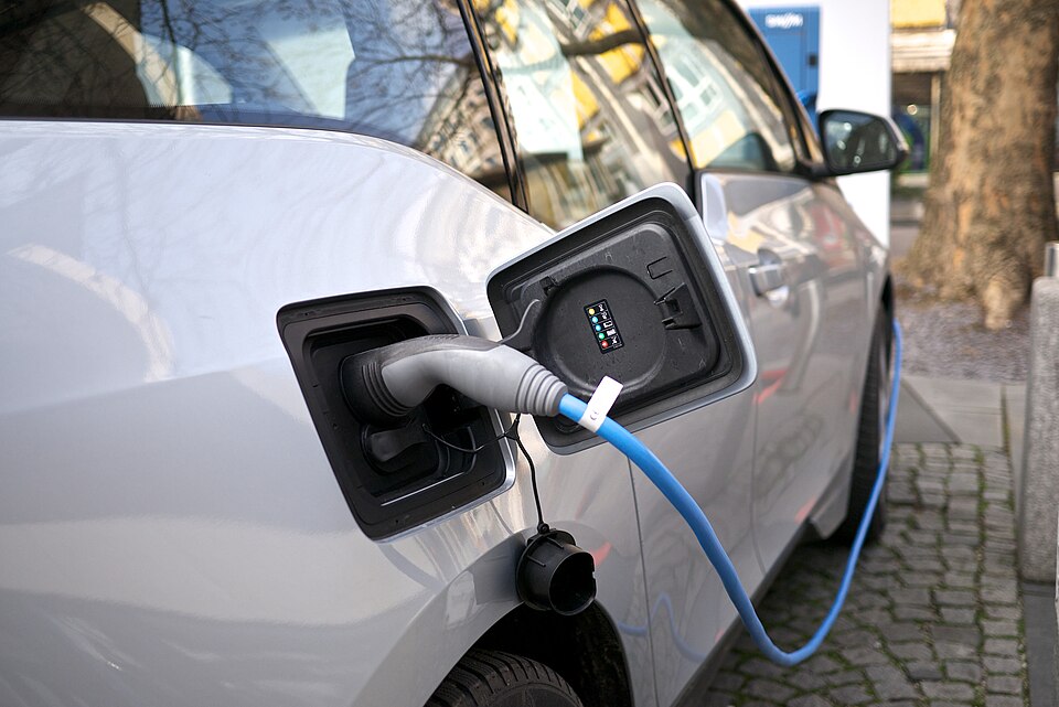 ADAC test finds slower home EV charging wastes more electricity