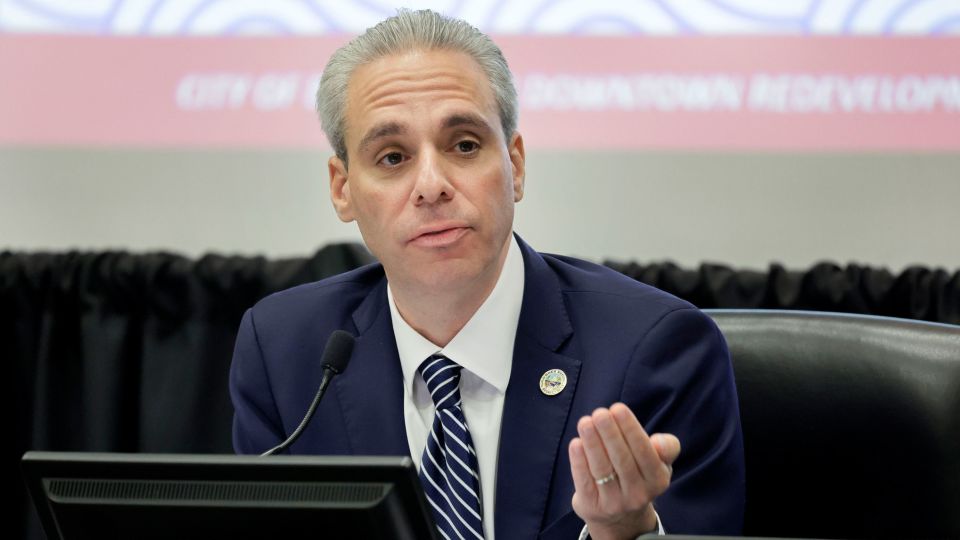Mayor Scott Singer speaks during a government meeting in Boca Raton, Florida, in January 2025. - Carline Jean/South Florida Sun Sentinel/Tribune News Service via Getty Images
