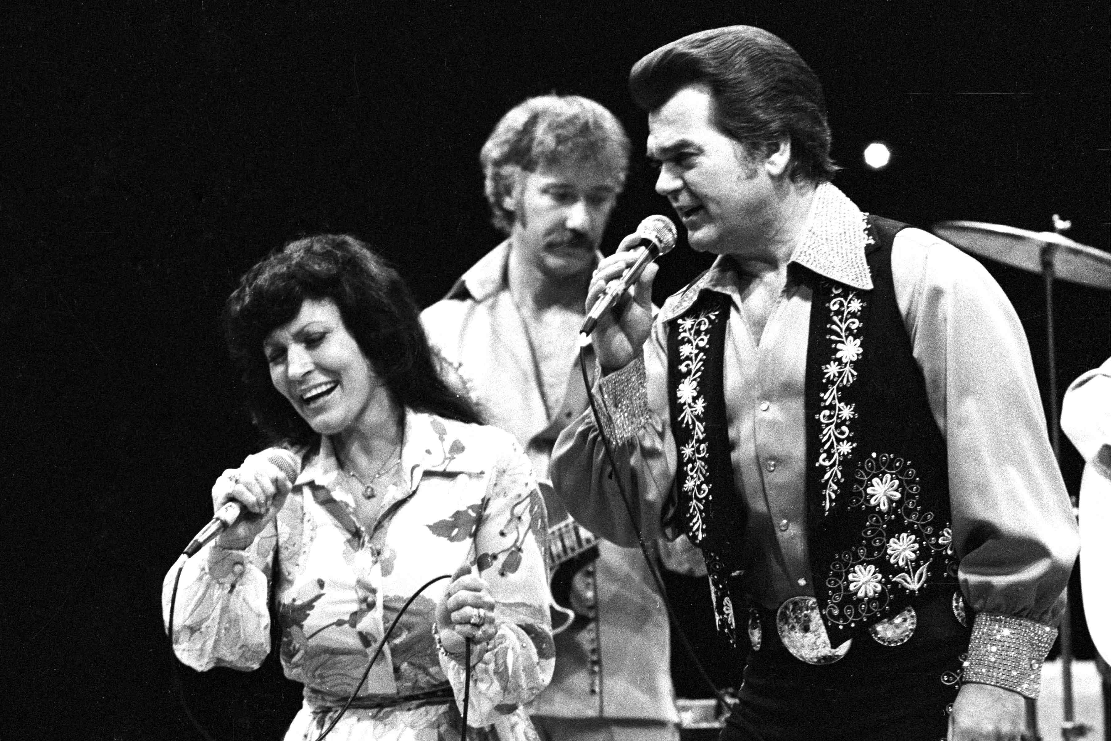 How Conway Twitty's duet with daughter Joni became a surprise hit in 1975
