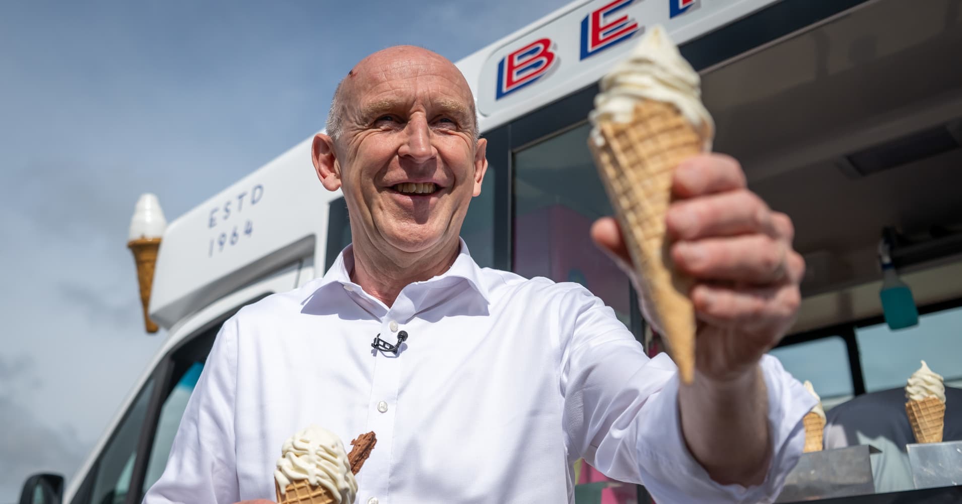 Opinion: UK bond investors want spending cuts. John Healey’s first ...