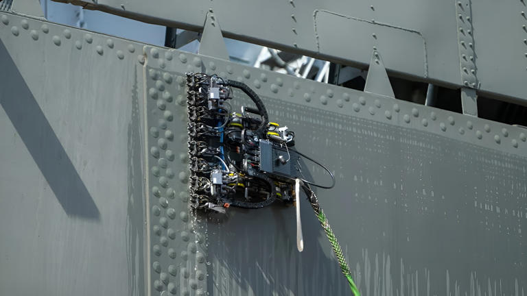 Navy raises Gecko Robotics ceiling to $300 million amid ship delays